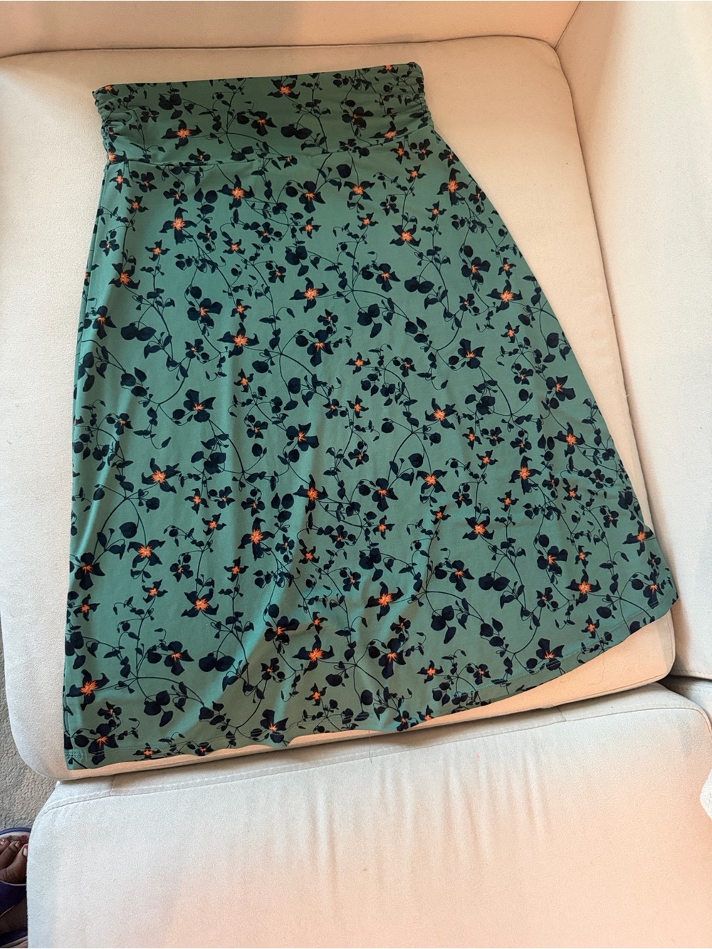 Green Floral A-Line Skirt Size M